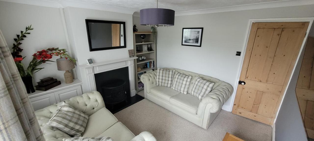 Caister Cottage, Beach 1 Minute Walk Away Exterior photo